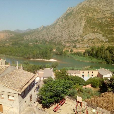 Apartament Turistic Cal Mases , Camarasa Εξωτερικό φωτογραφία