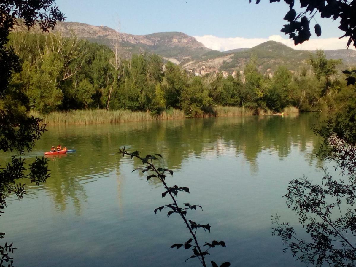 Apartament Turistic Cal Mases , Camarasa Εξωτερικό φωτογραφία