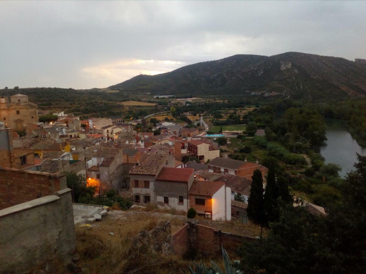 Apartament Turistic Cal Mases , Camarasa Εξωτερικό φωτογραφία